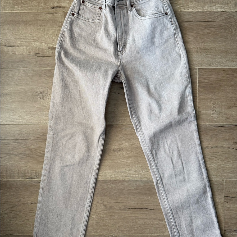 Abercrombie & Fitch Light Gray Straight Jeans